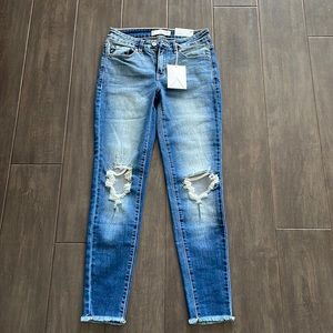 Kancan mid rise super skinny jeans